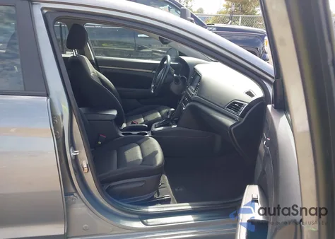 2018 Hyundai Elantra Value Edition z USA, uszkodzony, nr VIN KMHD84LF7JU606239